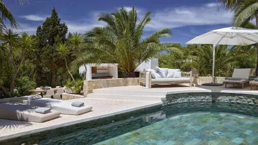 Newly reformed modern finca with sea views and tourist license